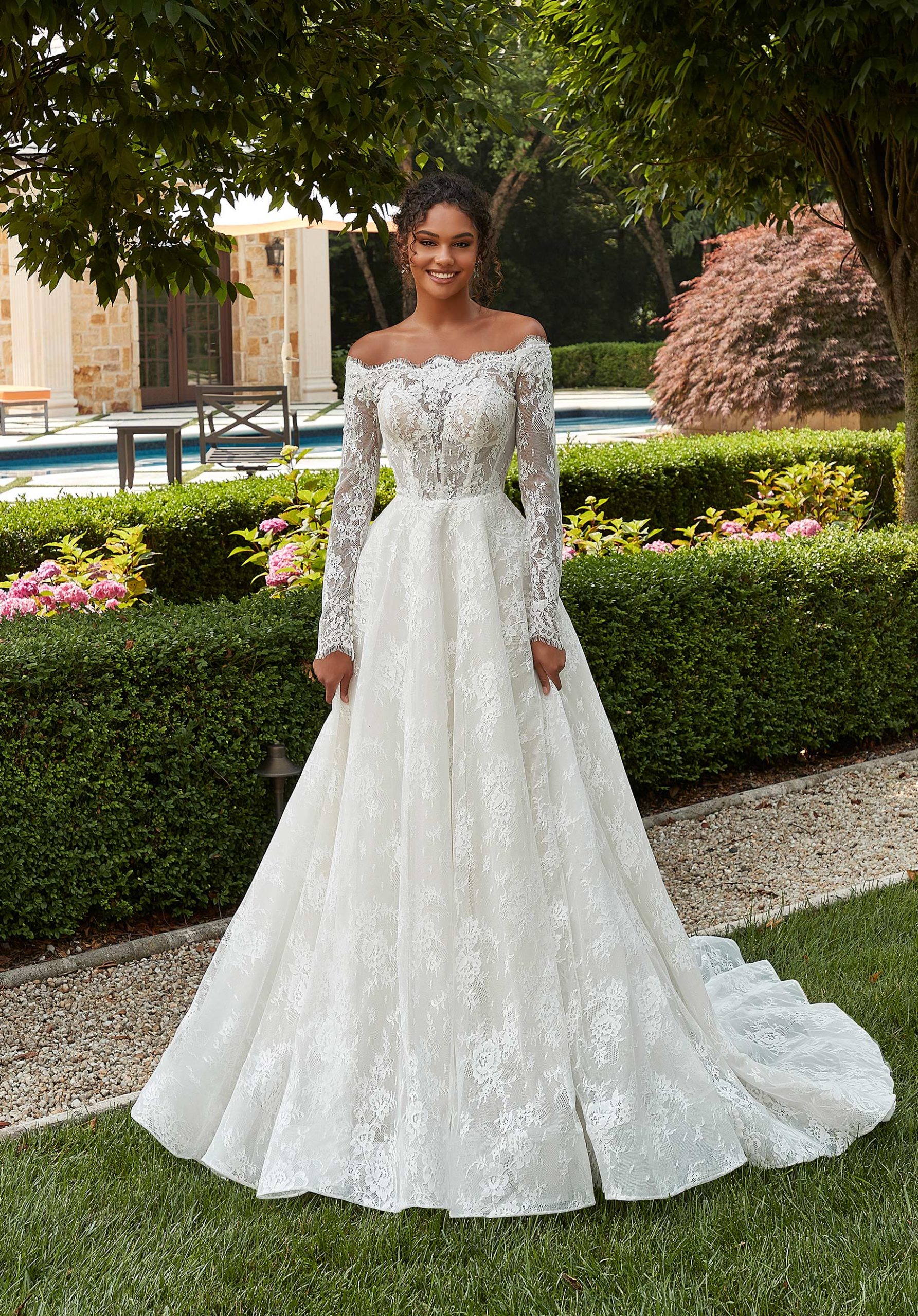 Romantic Floral Lace A-Line Wedding Dress with Detachable Straps